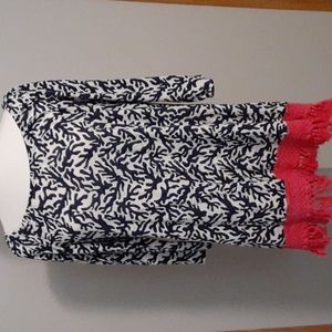 Lilly Pulitzer Alia cover-up in Navy Treasure